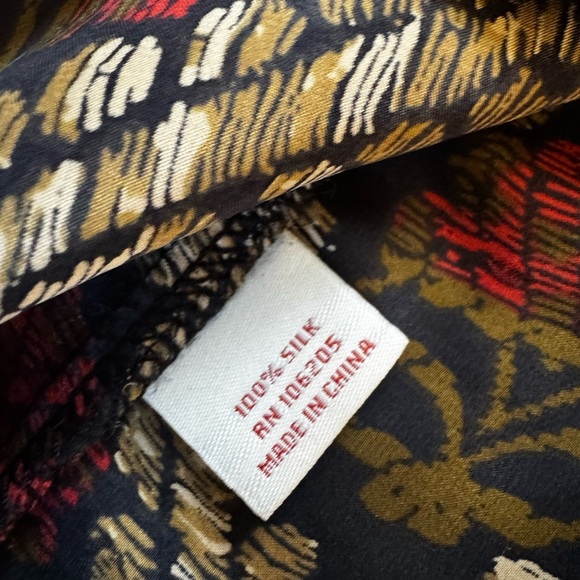 Sundance Silk and Lace Tunic Size Small - Picture 3 of 5